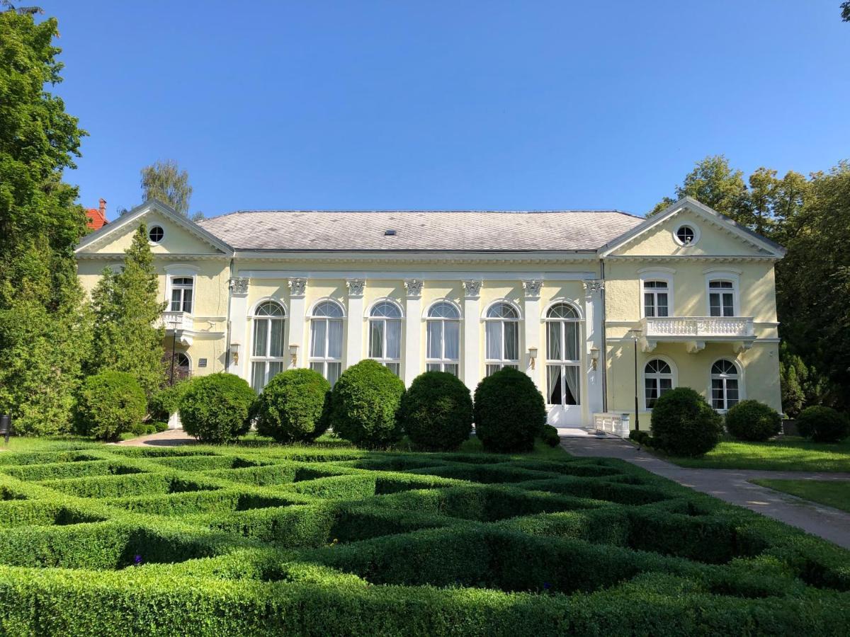 Apartamento Jodla I Modrzew Jelenia Góra Exterior foto